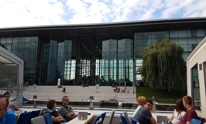 Lagune Foodhalls Autostadt